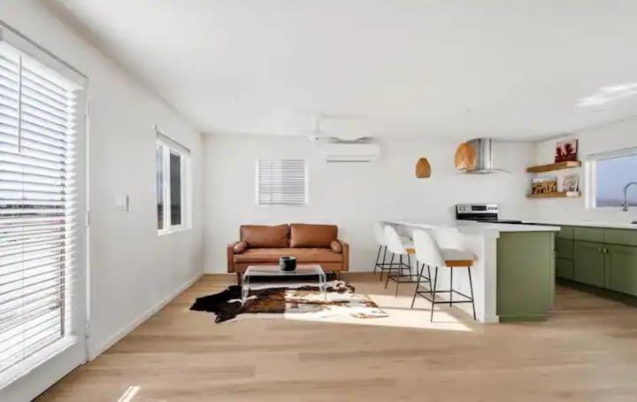 Serene Modern Home Backdoor With Great Wifi, Games, Movies, Patio Seating And Bbq Easy Access To North Joshua Tree National Park In 10 Minutes 二十九棕榈村 外观 照片