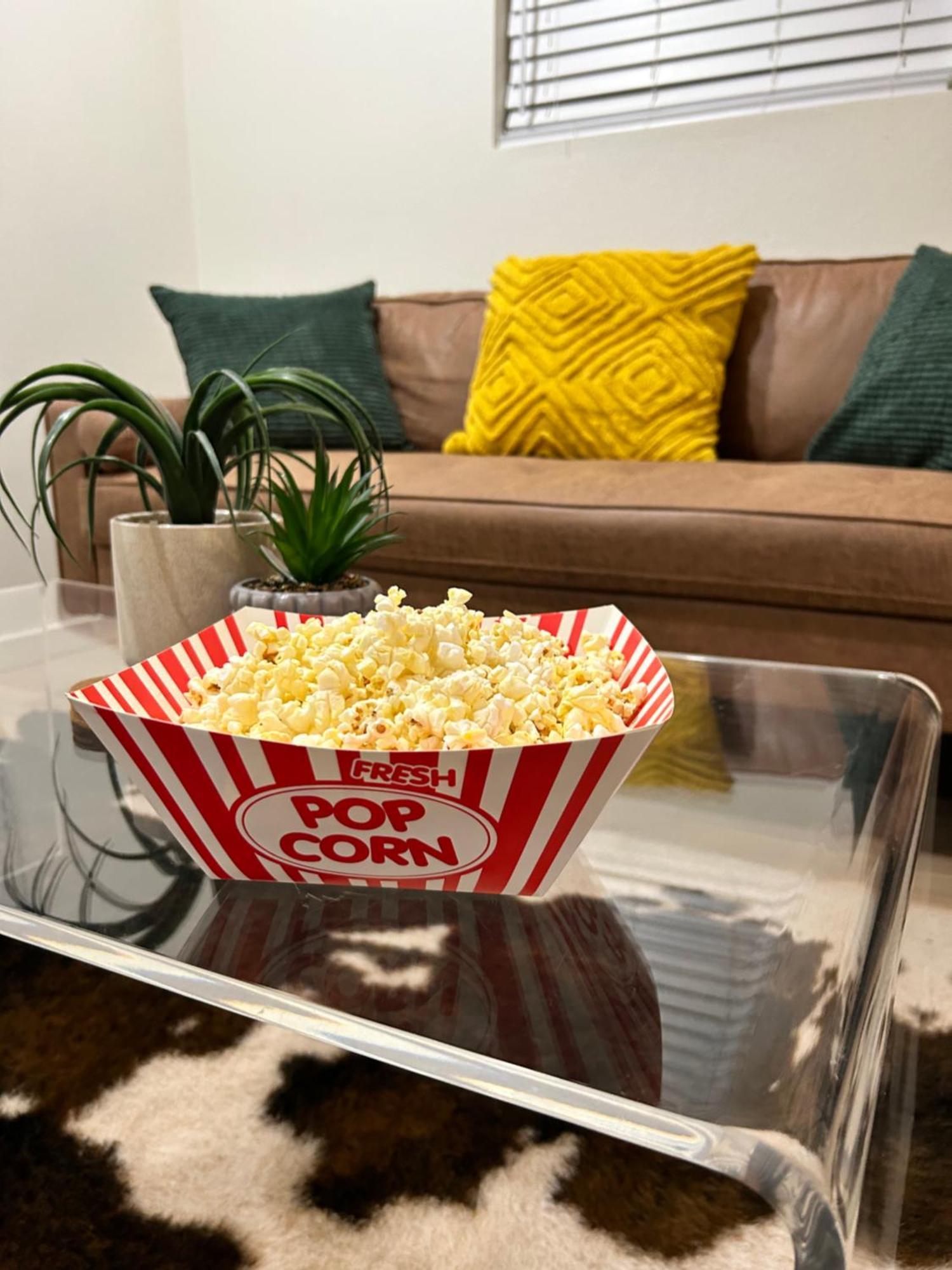 Serene Modern Home Backdoor With Great Wifi, Games, Movies, Patio Seating And Bbq Easy Access To North Joshua Tree National Park In 10 Minutes 二十九棕榈村 外观 照片
